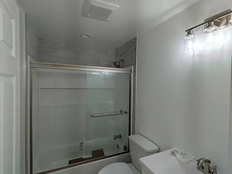10844 Odell Ave — Photo 4
