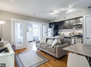 1320 Pine St APT 3F, Philadelphia, PA 19107