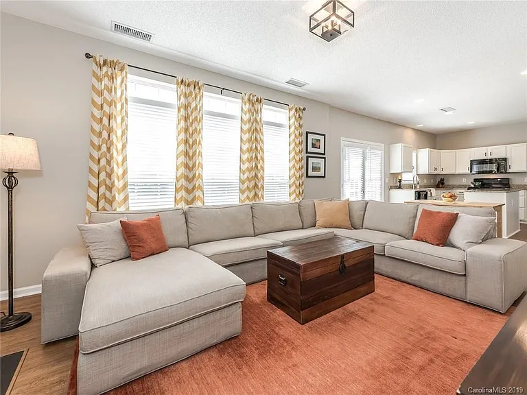 8619 Grey Squirrel Ct — Photo 14