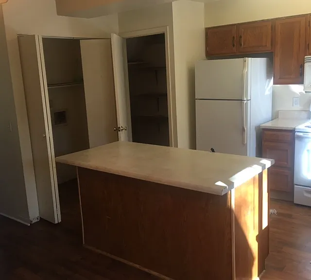 1639 S Ivory Cir #A — Photo 11