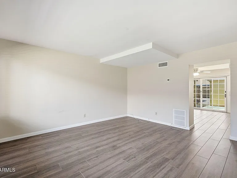 3937 S Mill Ave — Photo 6