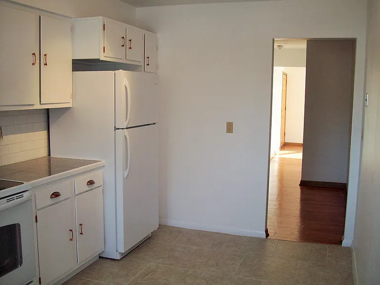 5706 Russett Rd #UPLVL4 — Photo 2