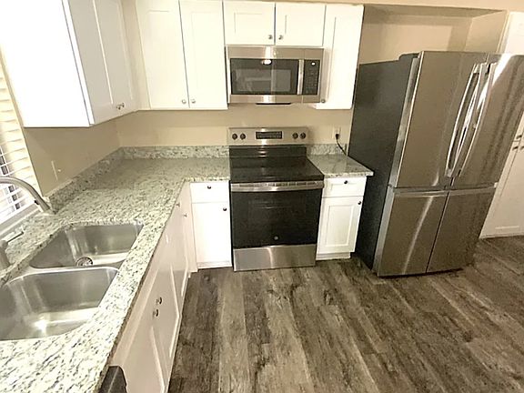 2nd image of 7962 Southbrook Cir #15