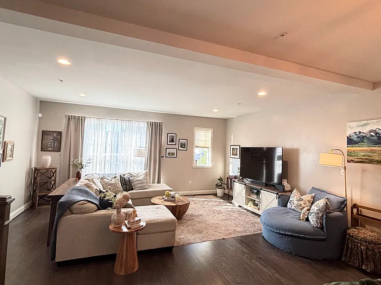 1123 Sray Ln — Photo 12