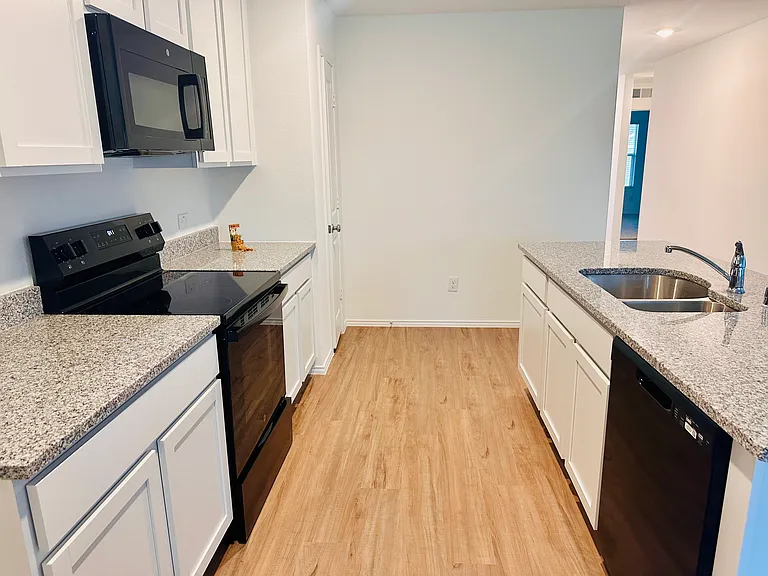 5816 Crystal Water Way — Photo 9
