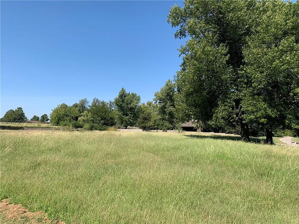 2nd image of 4001 Quail Dr