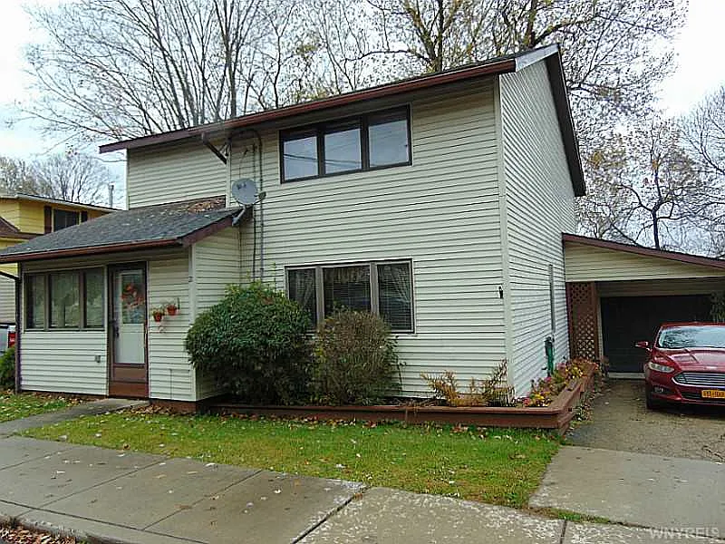 21 Lowell Ln photo 1
