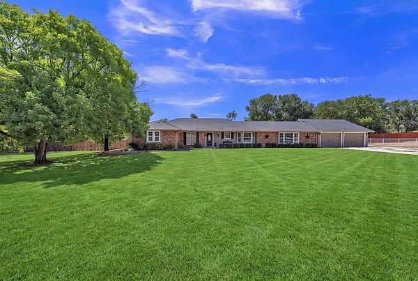 1st image of 4808 Misty Meadow Dr