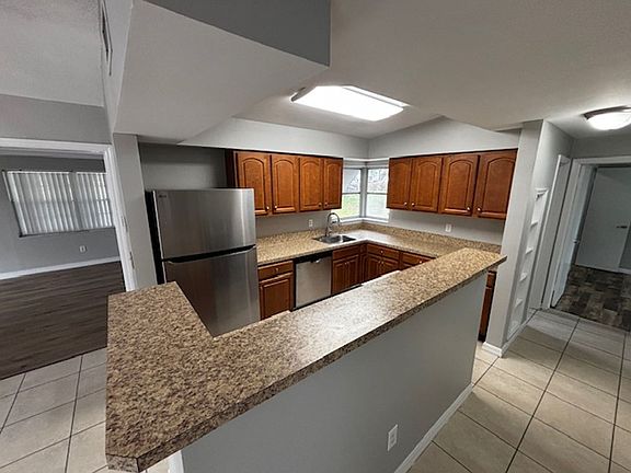 2nd image of 1463 Renton St