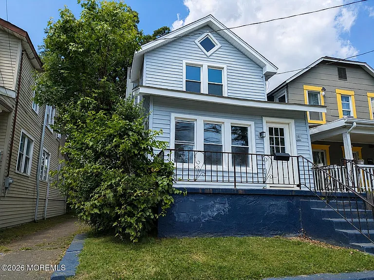 183 Ridge Ave — Photo 1