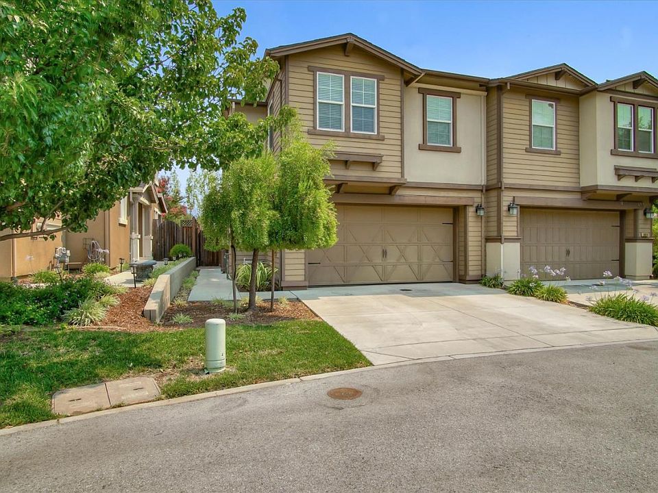1st image of 16920 Fremont Ct