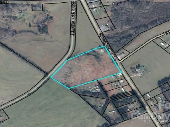 148 Possum Trot Rd, Blacksburg, SC 29702