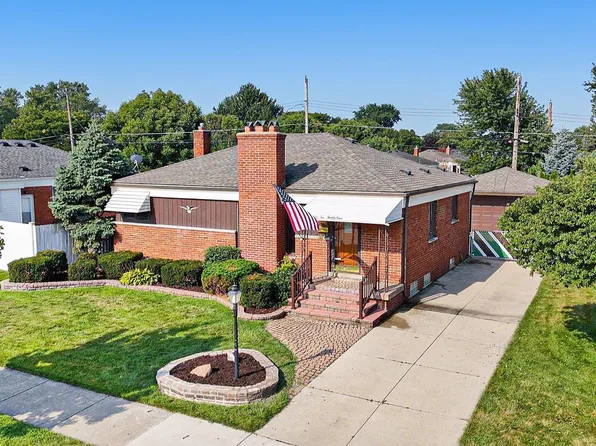 31229 Share St, Saint Clair Shores, MI 48082