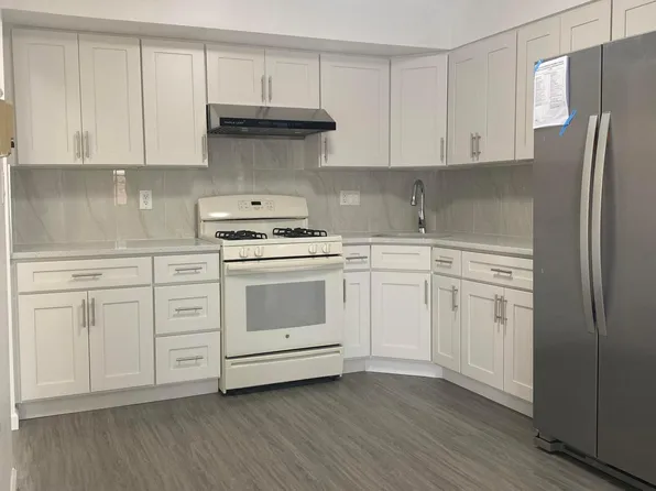 4019 155th St #2, Flushing, NY 11354
