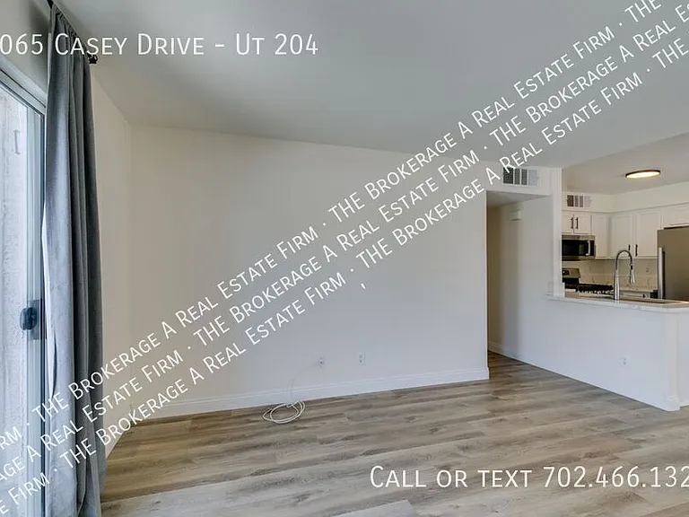 3065 Casey Dr #204 — Photo 11