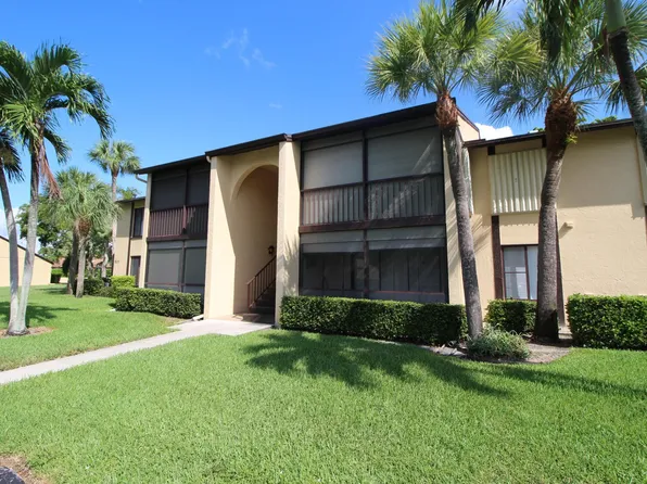 805 Sky Pine Way #A2, Greenacres, FL 33415