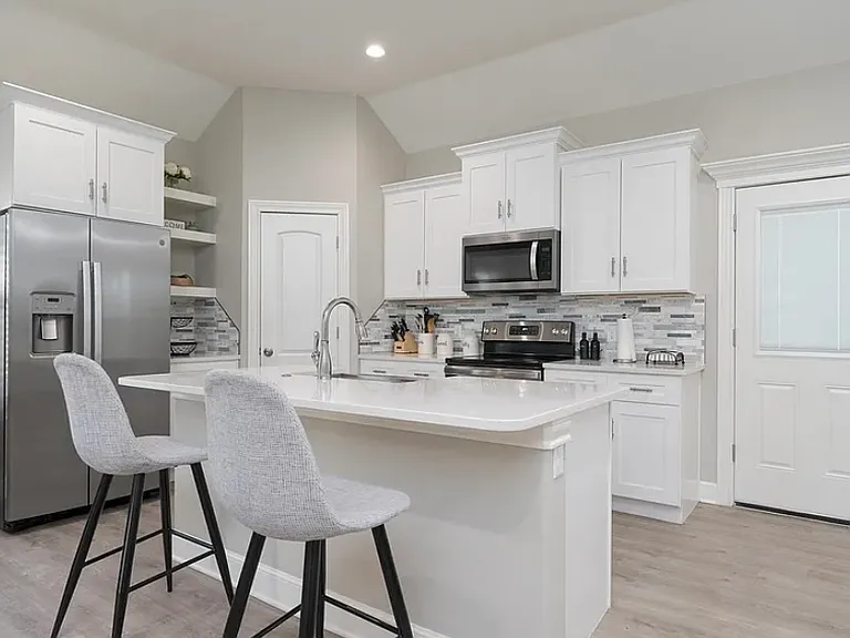 306 Evening Shade Ln — Photo 6