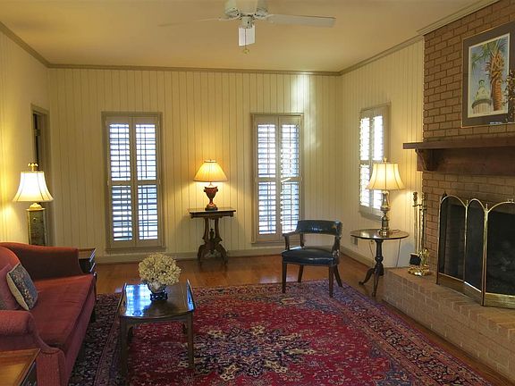 5th image of 111 Old Knox Ln