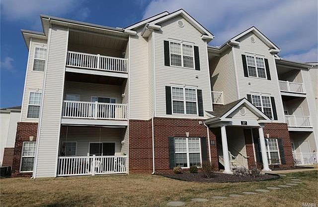 1st image of 37 Kassebaum Ln APT 107