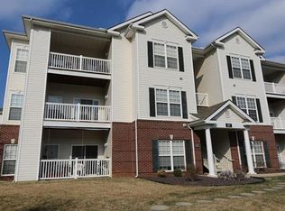 37 Kassebaum Ln APT 107, Saint Louis, MO 63129