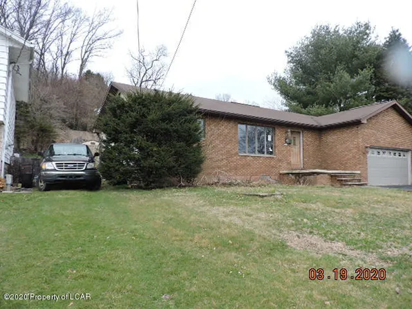 821 Beverly Dr, Plymouth, PA 18651