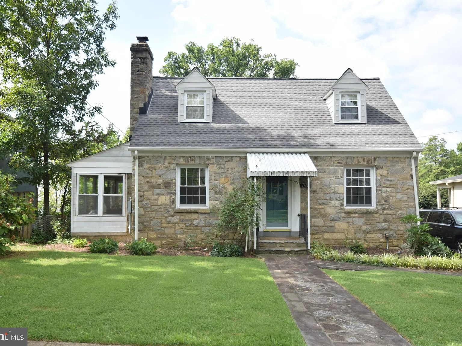 3 bed, 1557 sqft, $4,500 — Photo 1