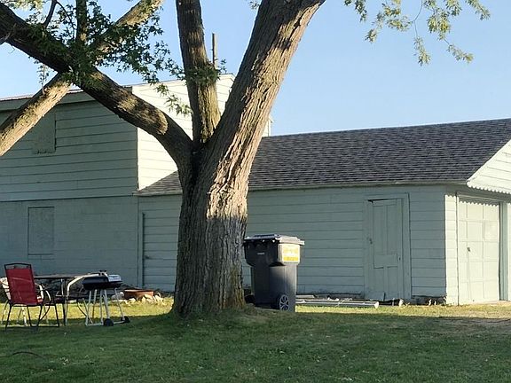 3rd image of 5010 Campbell St