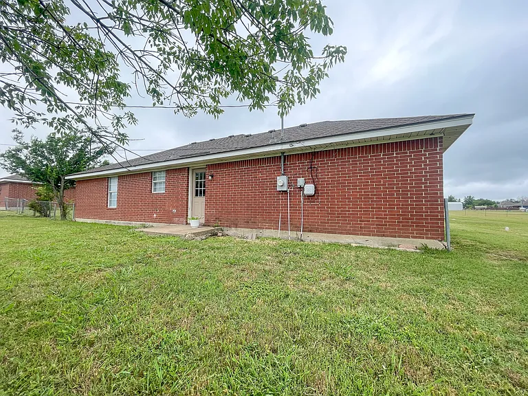 180 Spring Water Ln — Photo 20
