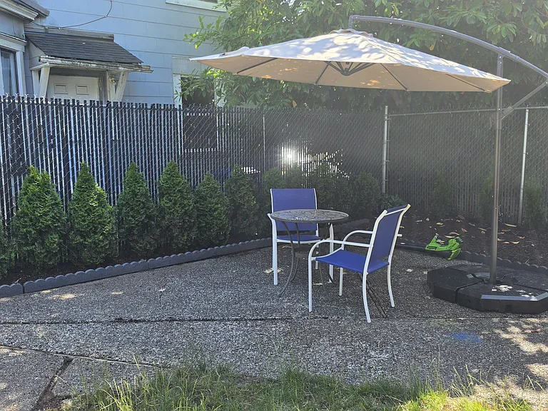 2220 S 8th St — Photo 24