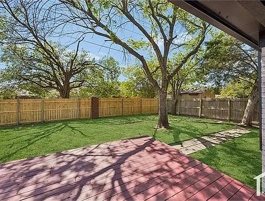 7606 Clairmont Ave — Photo 18
