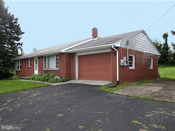 2nd image of 192 San Jo Dr