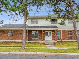 3020 Transcontinental Dr, Metairie, LA 70006