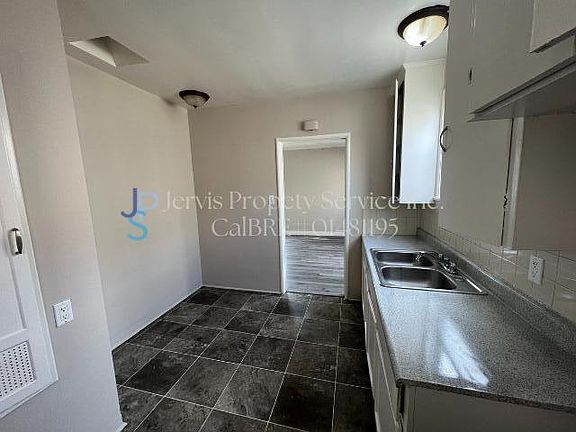 2nd image of 6114 King Ave