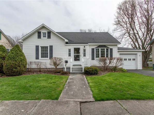 1107 Myrtle Ave, Watertown, NY 13601