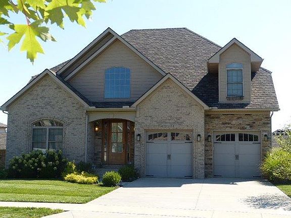 2nd image of 2432 Coroneo Ln