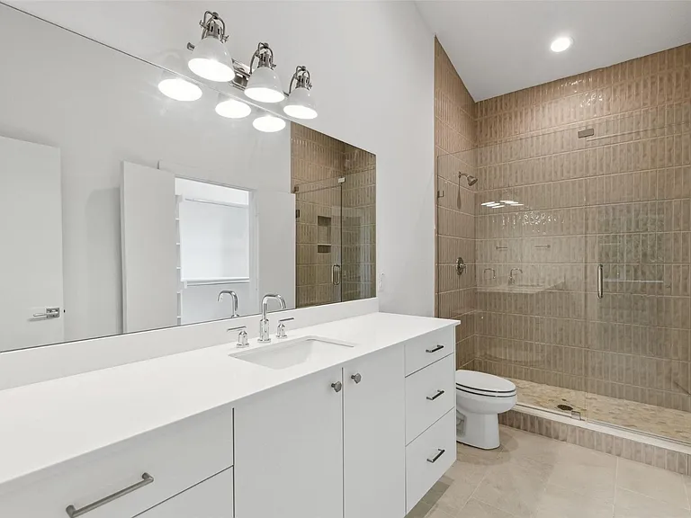 6144 Oram St #5 — Photo 6