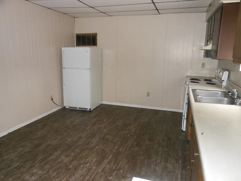 720 E Clay St — Photo 13