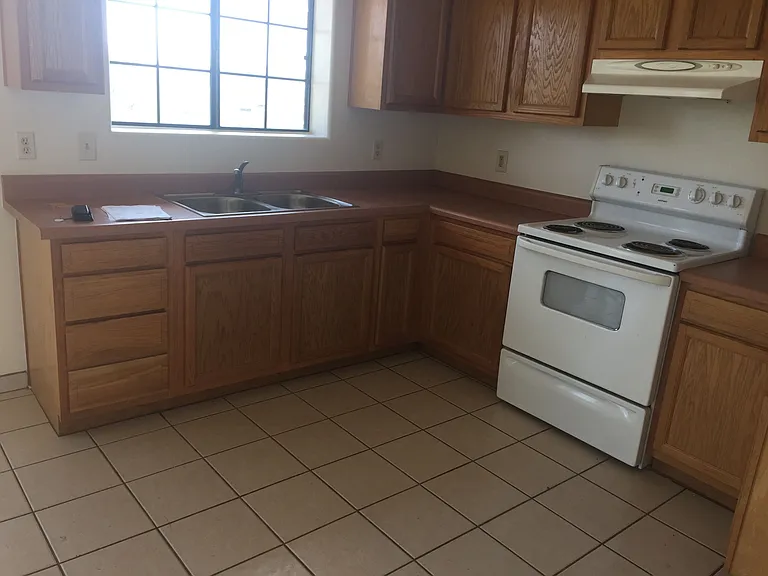 1141 Calle Carmelita — Photo 13