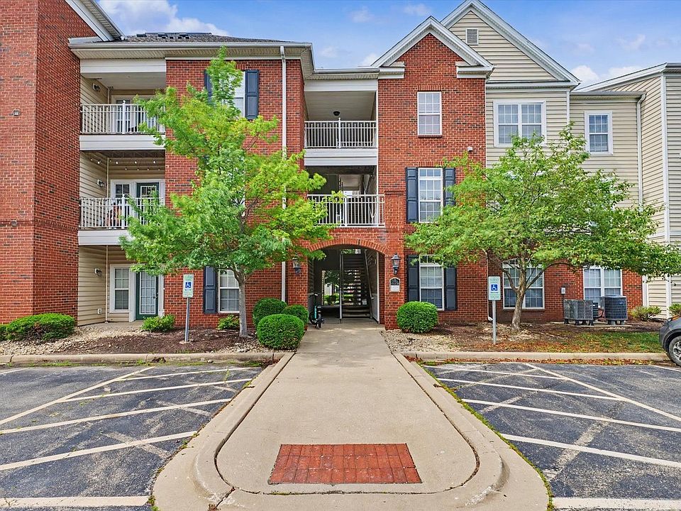 1st image of 1905 N Lincoln Ave APT 317