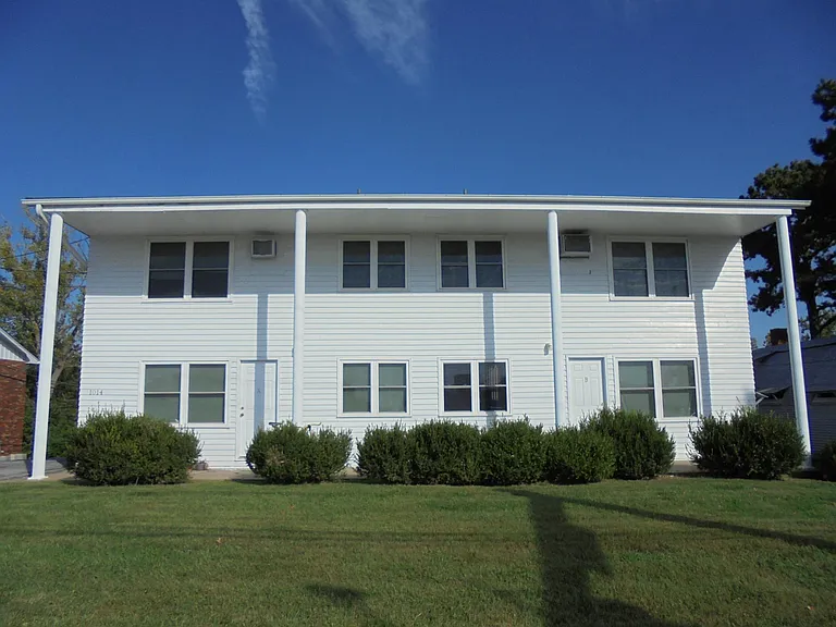 1016 S College Ave #D — Photo 1