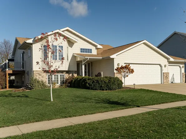 807 Johns Ln SE, Stewartville, MN 55976