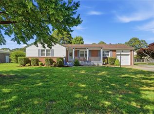 4710 Hatton Point Rd, Portsmouth, VA 23703