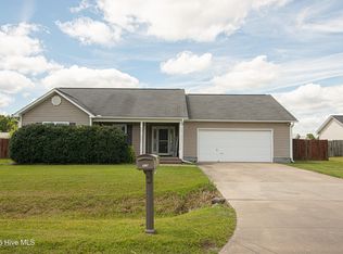 315 Haywood Dr, Richlands, NC 28574