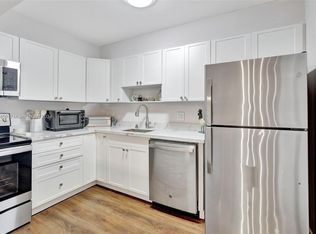 16300 Golf Club Rd APT 609, Weston, FL 33326