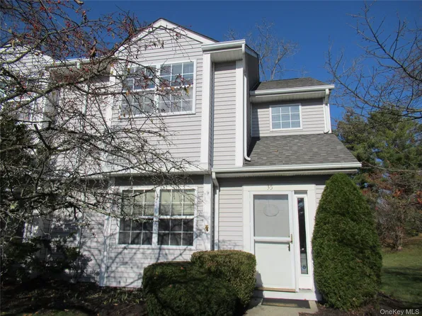 35 Spruce Street, Pawling, NY 12564