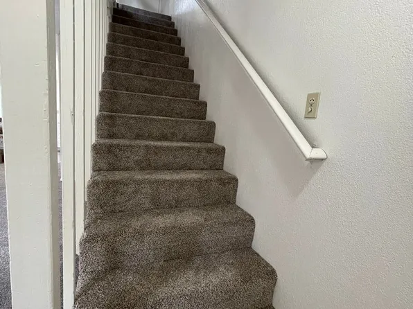 2228 Pine St, Paso Robles, CA 93446