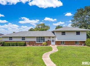 809 S Columbus Ave, Morton, IL