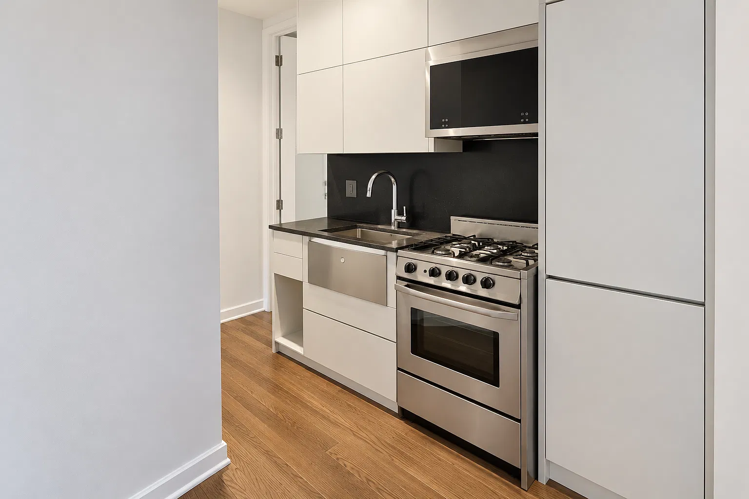 432 East 13th Street — Photo 1