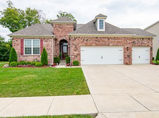 8571 N Deer Hill Dr, McCordsville, IN