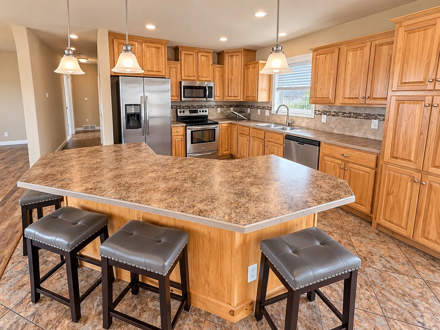106 Raven Way - 1 — Photo 3